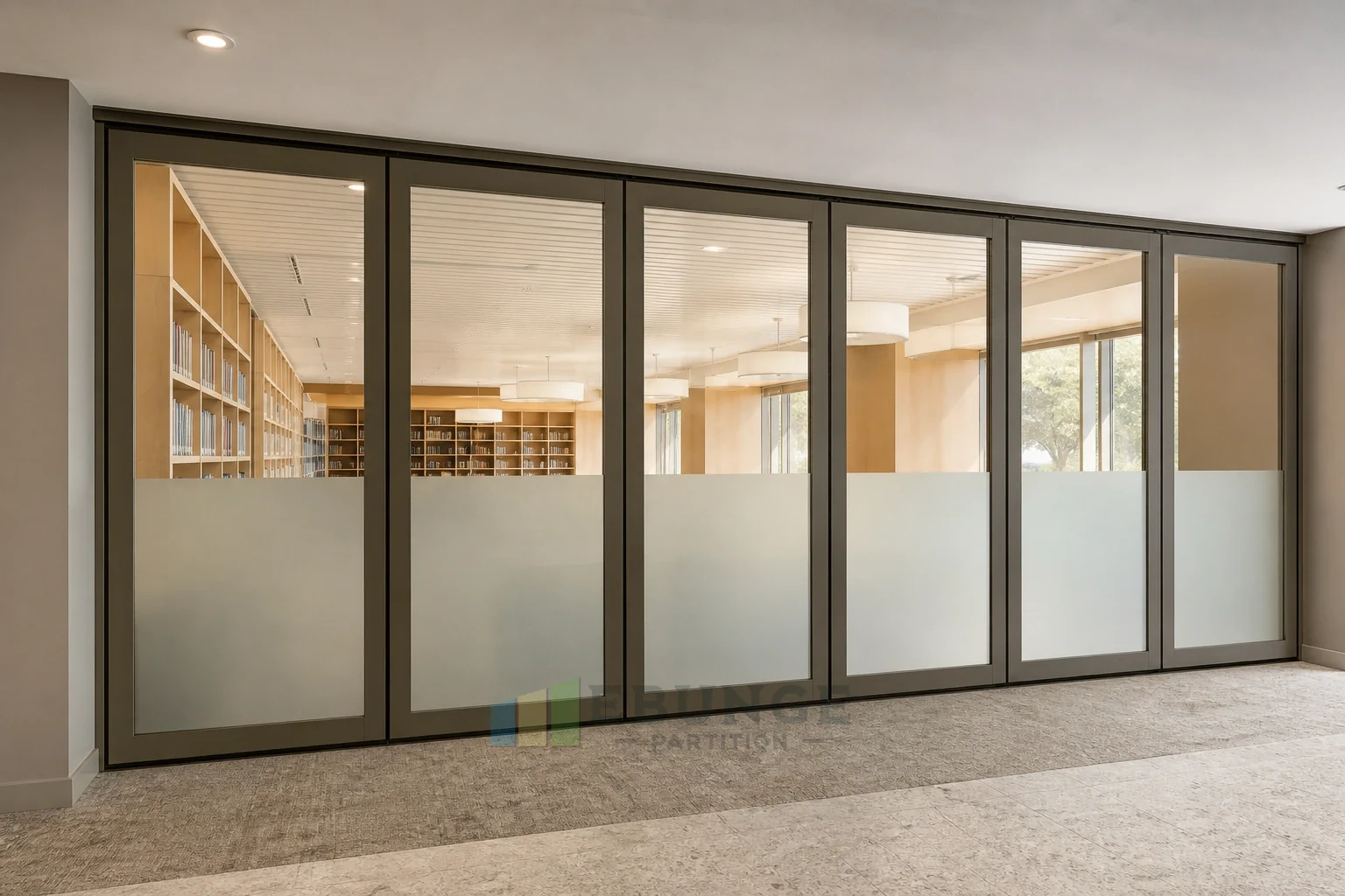 How to Plan Daylight and Glare Around Movable Glass Walls — concept explicatif de cloison vitrée mobile EBUNGE pour une application intérieure alternative